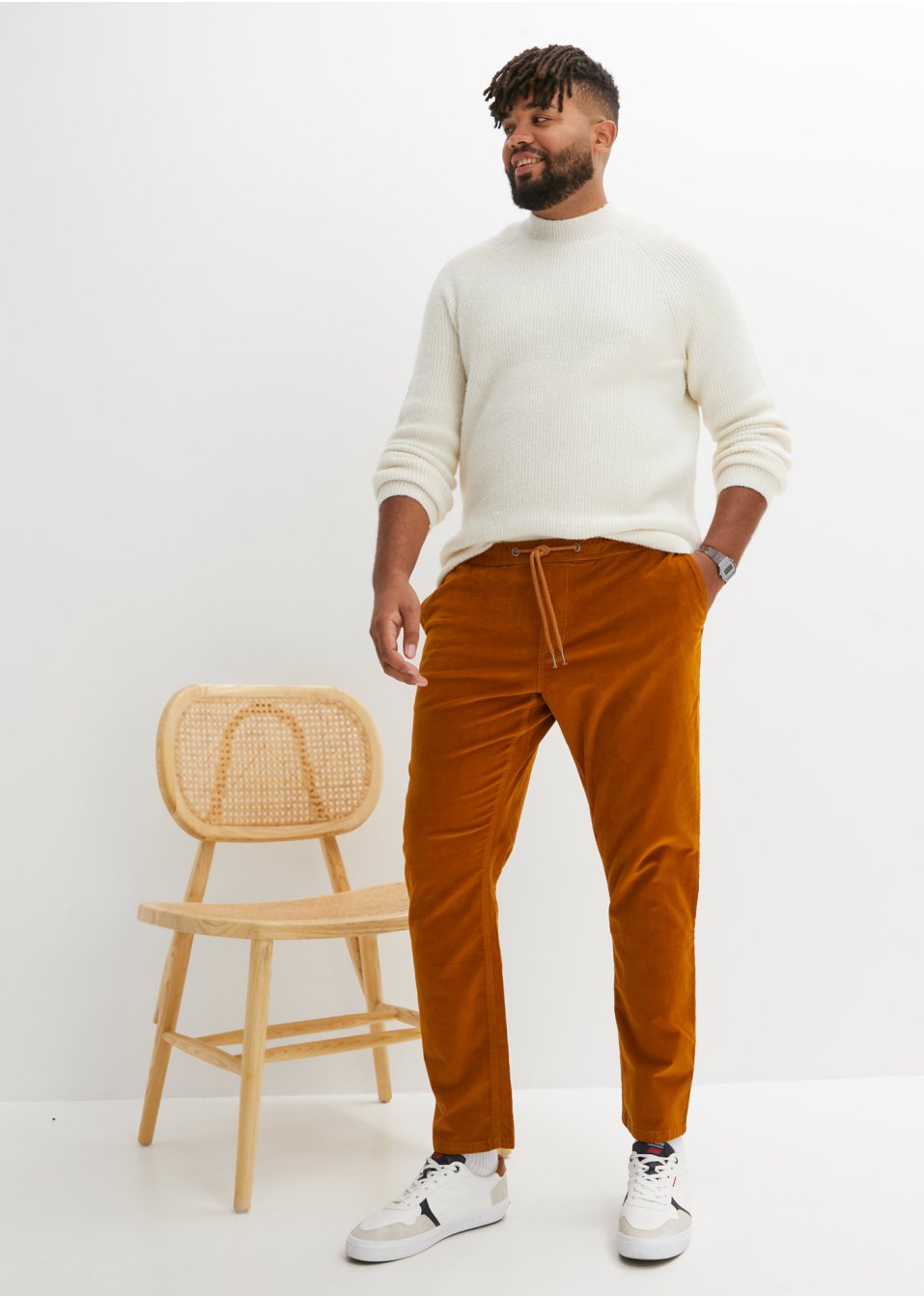 Pantalon taille extensible en velours côtelé légèrement raccourci Regular Fit, Straight