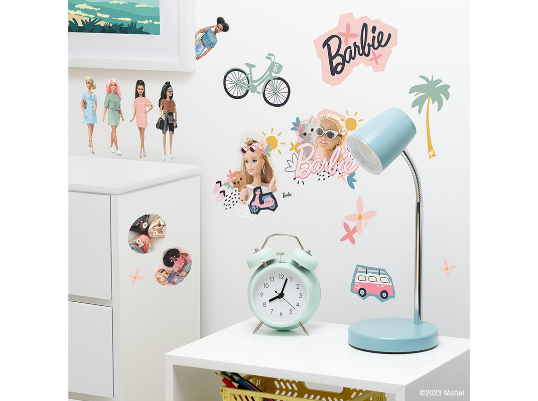 AUTOCOLANTES PAREDE BARBIE