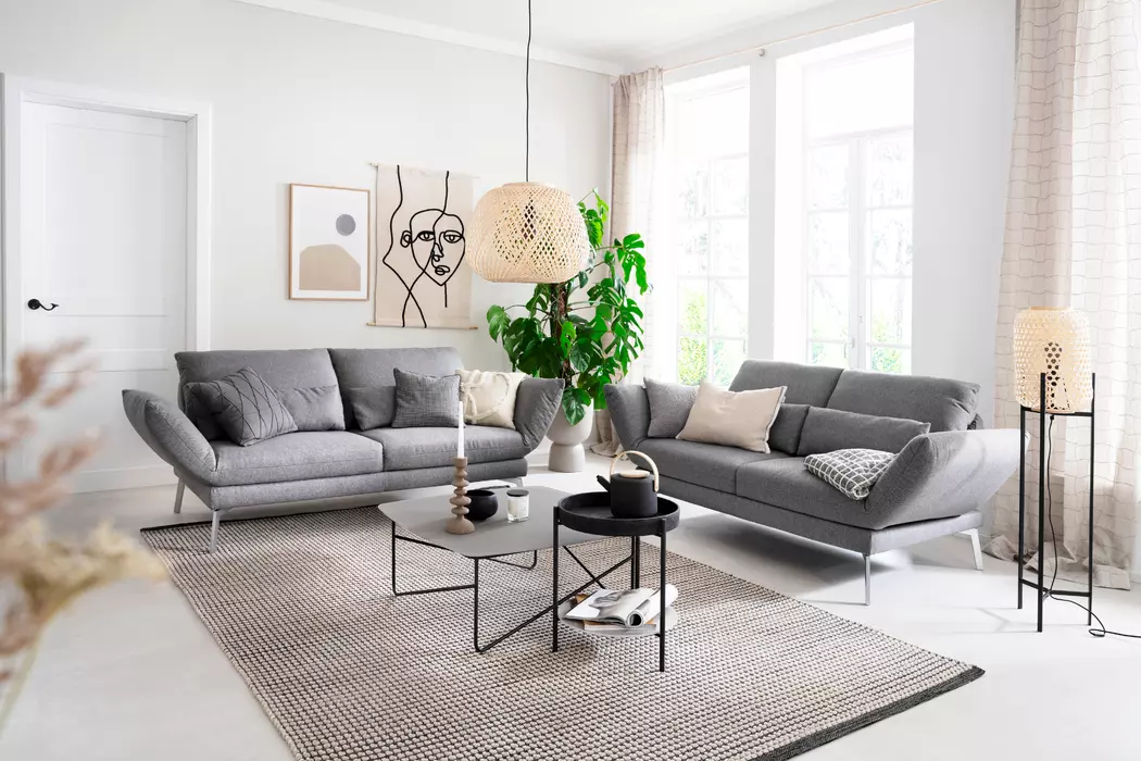Sofa Spin