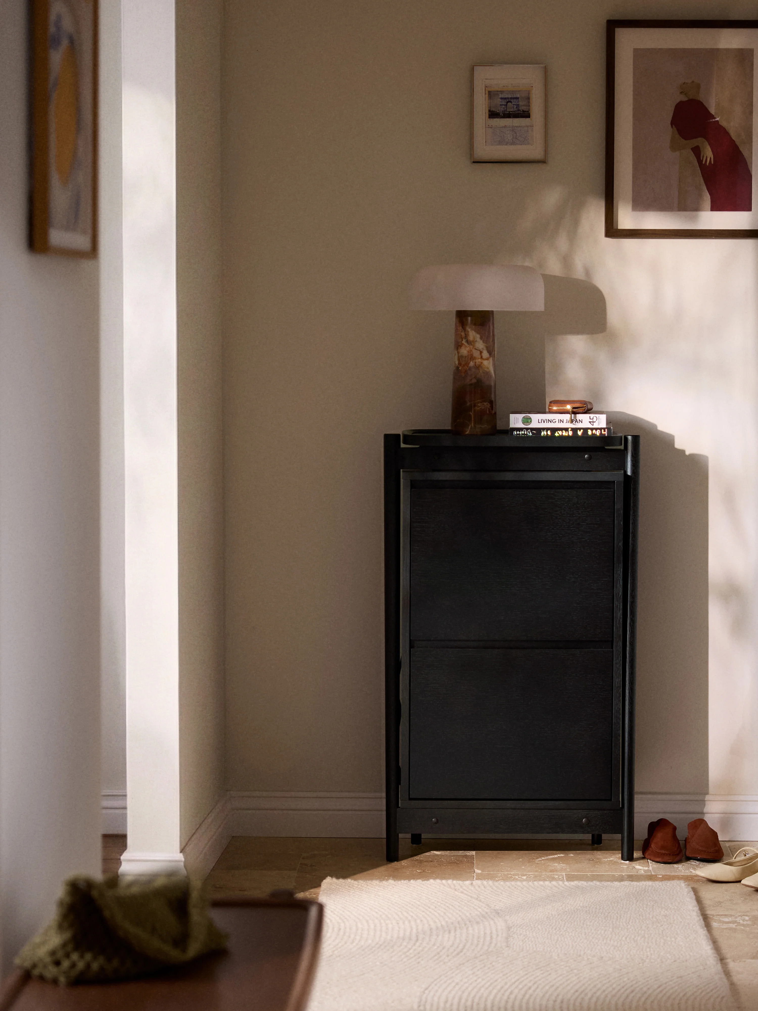 Houten schoenenkast Libby met opvouwbare planken