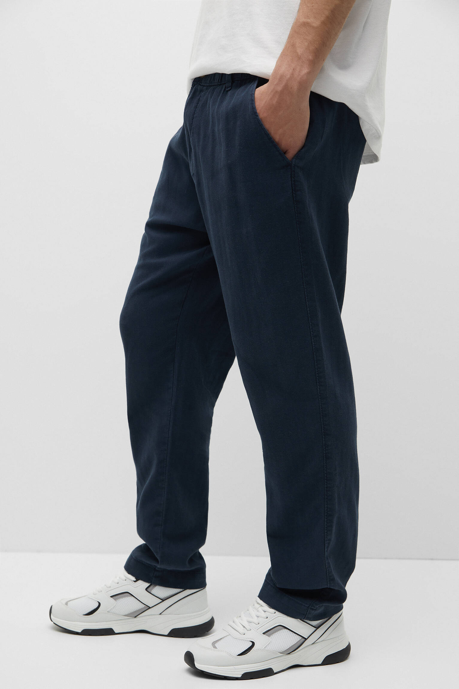 Calça chino básica de linho - azul marinho