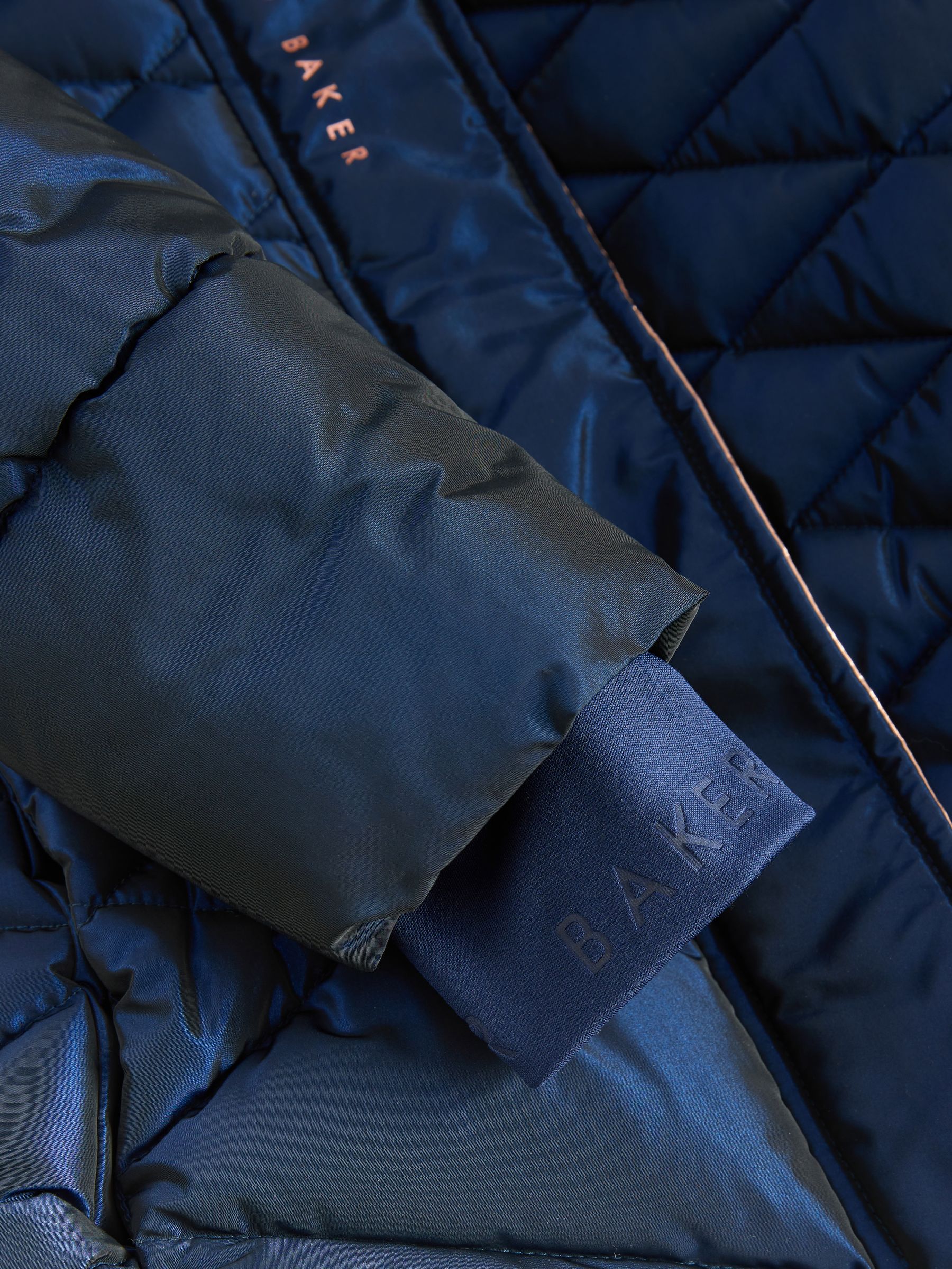 Marineblauw - Baker by Ted Baker - Regenbestendige halfzware gevoerde jas met ceintuur