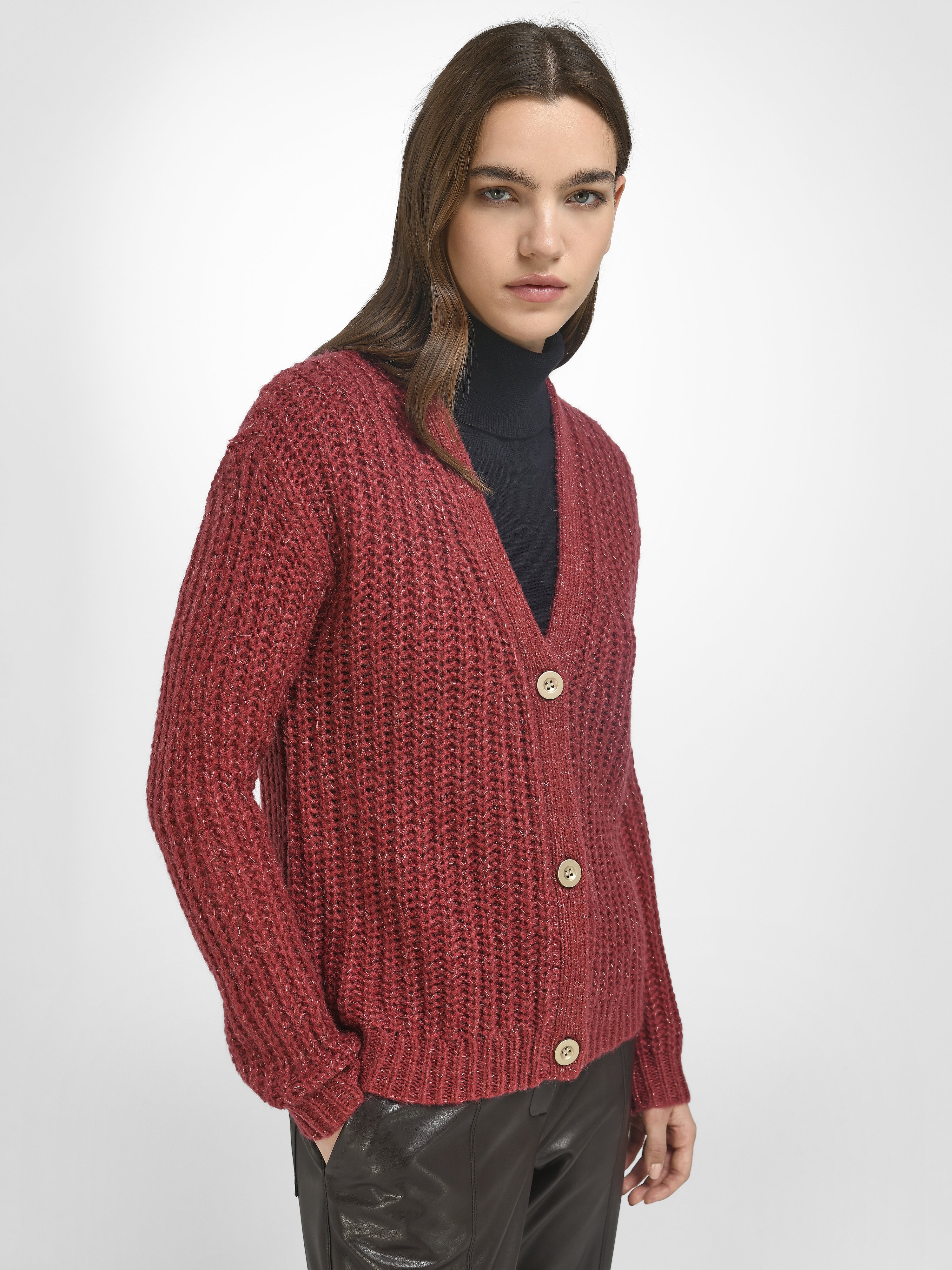 Strickjacke mit V-Ausschnitt