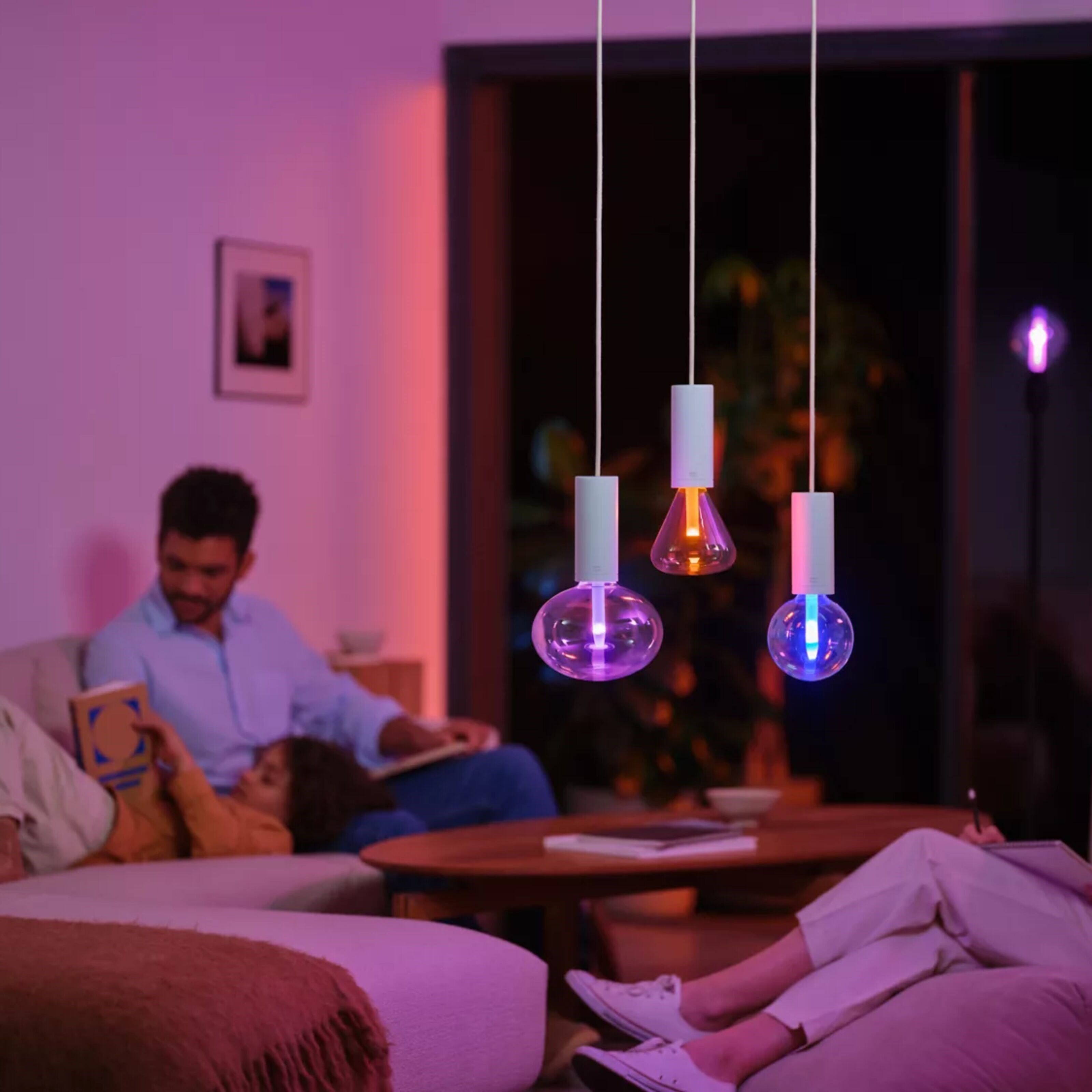 Philips Hue RGB G95 Smart LED-lampe E27 500 lm