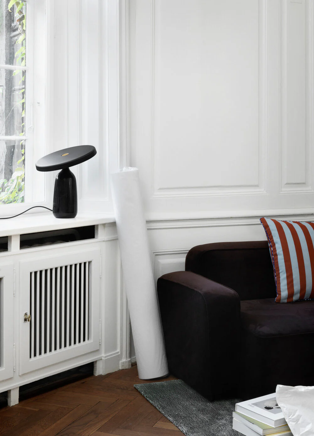 Normann Copenhagen  Eddy bordlampe EU, sort, marmor - H33,6/Ø32 cm