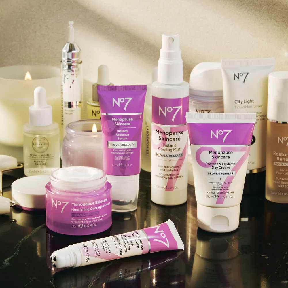 No7 Menopause Instant Radiance Serum - 30 ml.