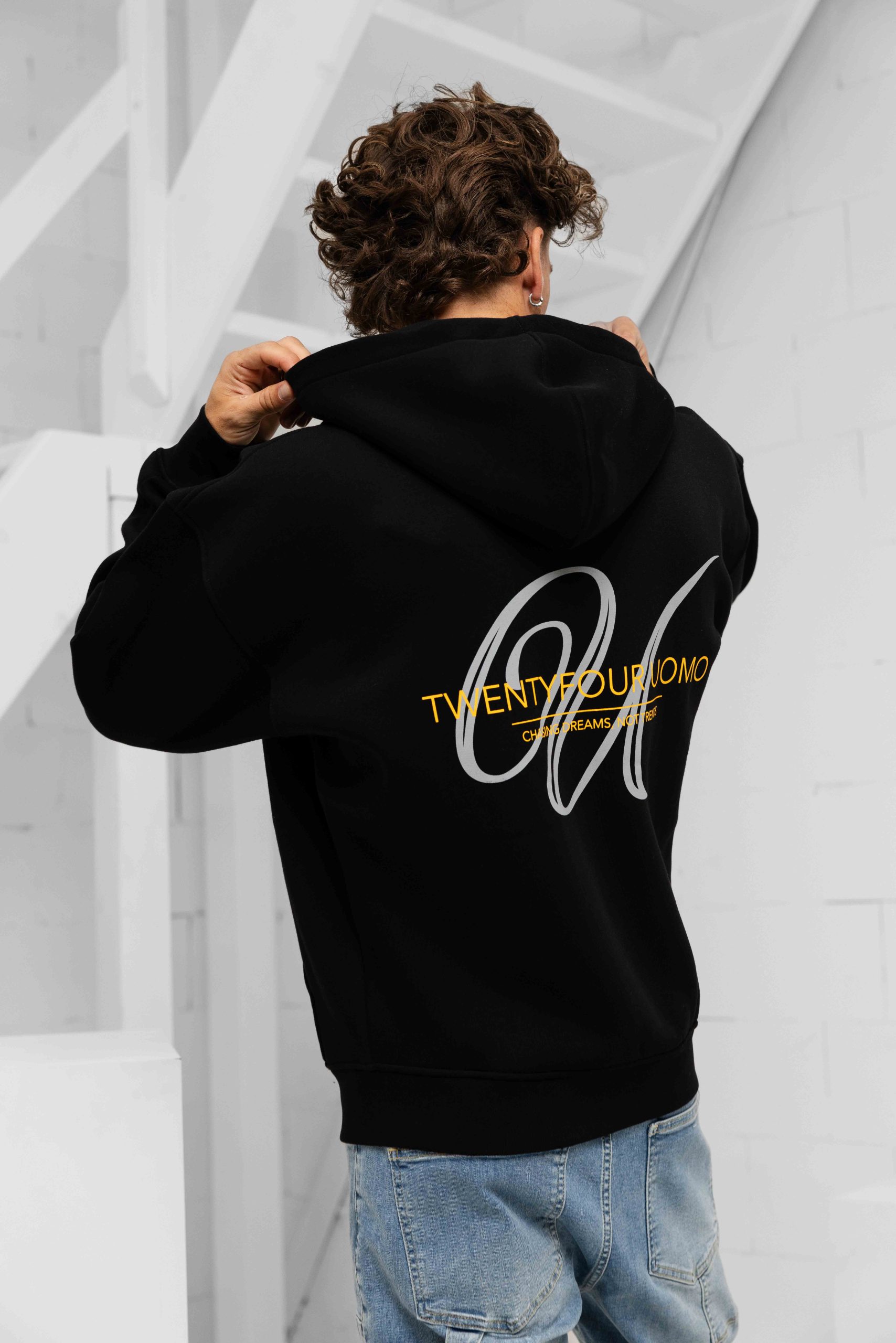 24 Uomo Initial Zip Hoodie Heren Black