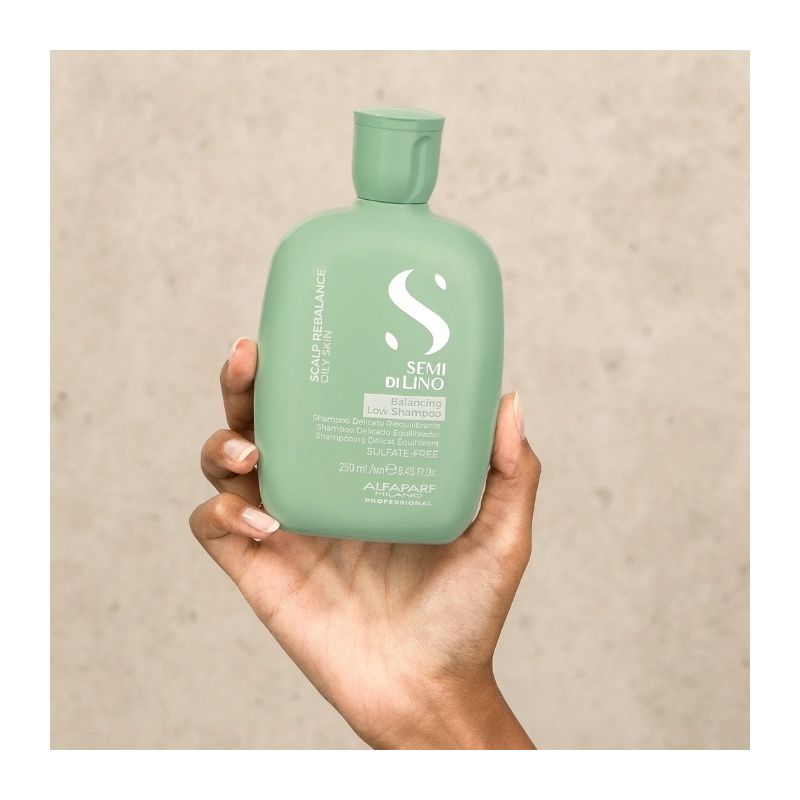 Shampooing doux rééquilibrant cuir chevelu gras Scalp Semi Di Lino 250ml