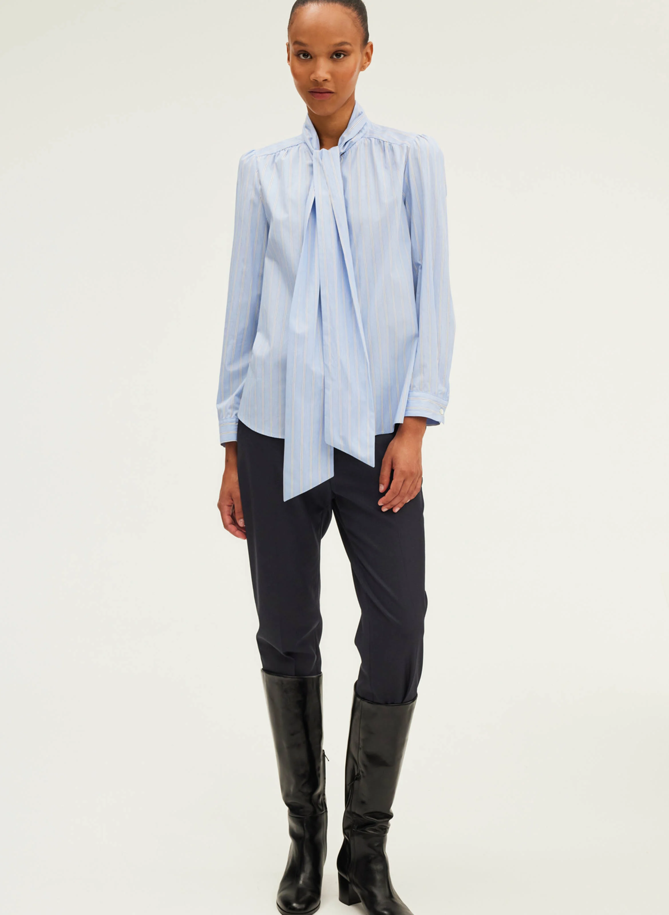 BAGATELLE - Chemise rayée à col lavallière en coton | Bleu