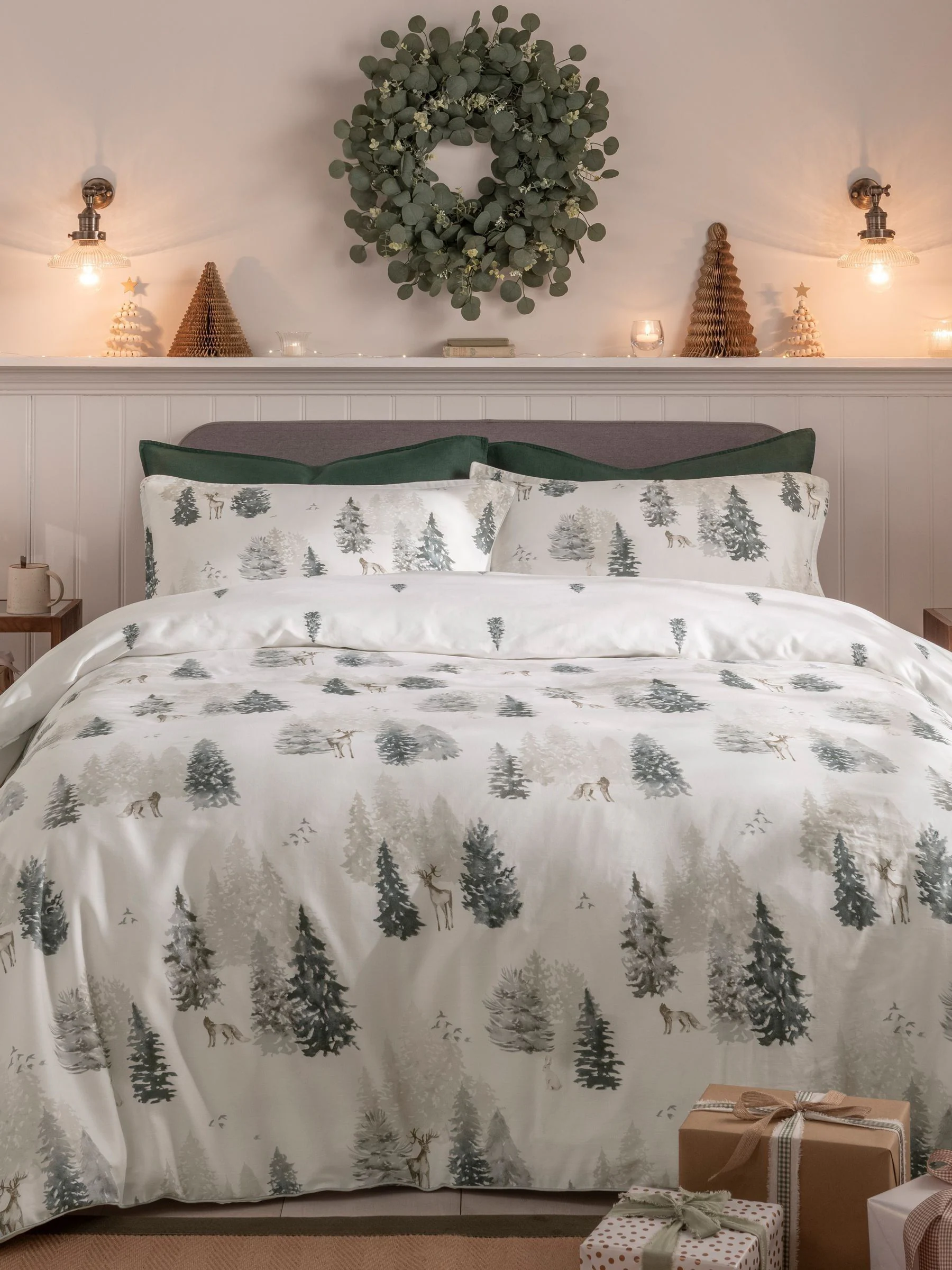 Cooper and Gray 100% Cotton Alpine Christmas Duvet Cover Set