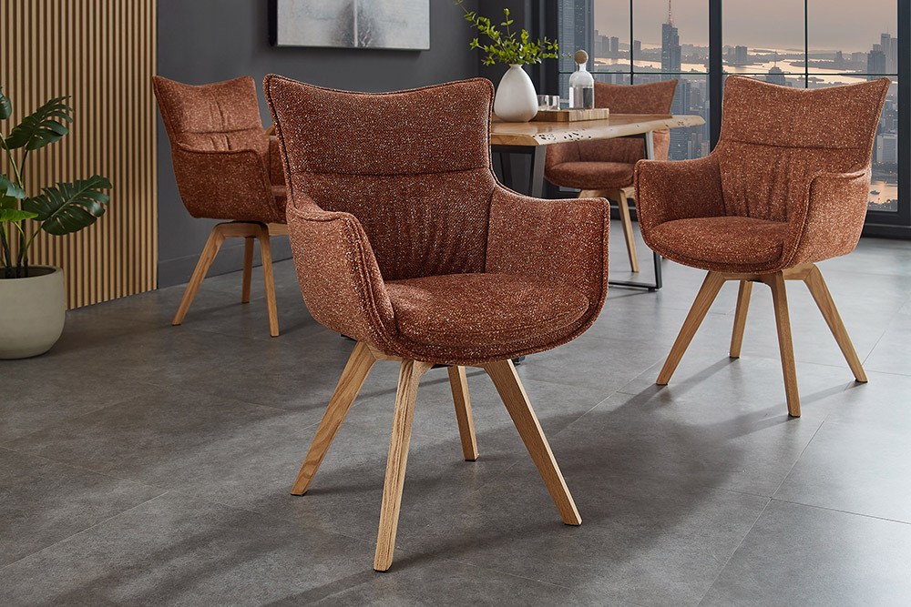 Drehbarer Design Stuhl VOGUE rost braun natur Strukturstoff Eichenholz 360° mit Armlehne