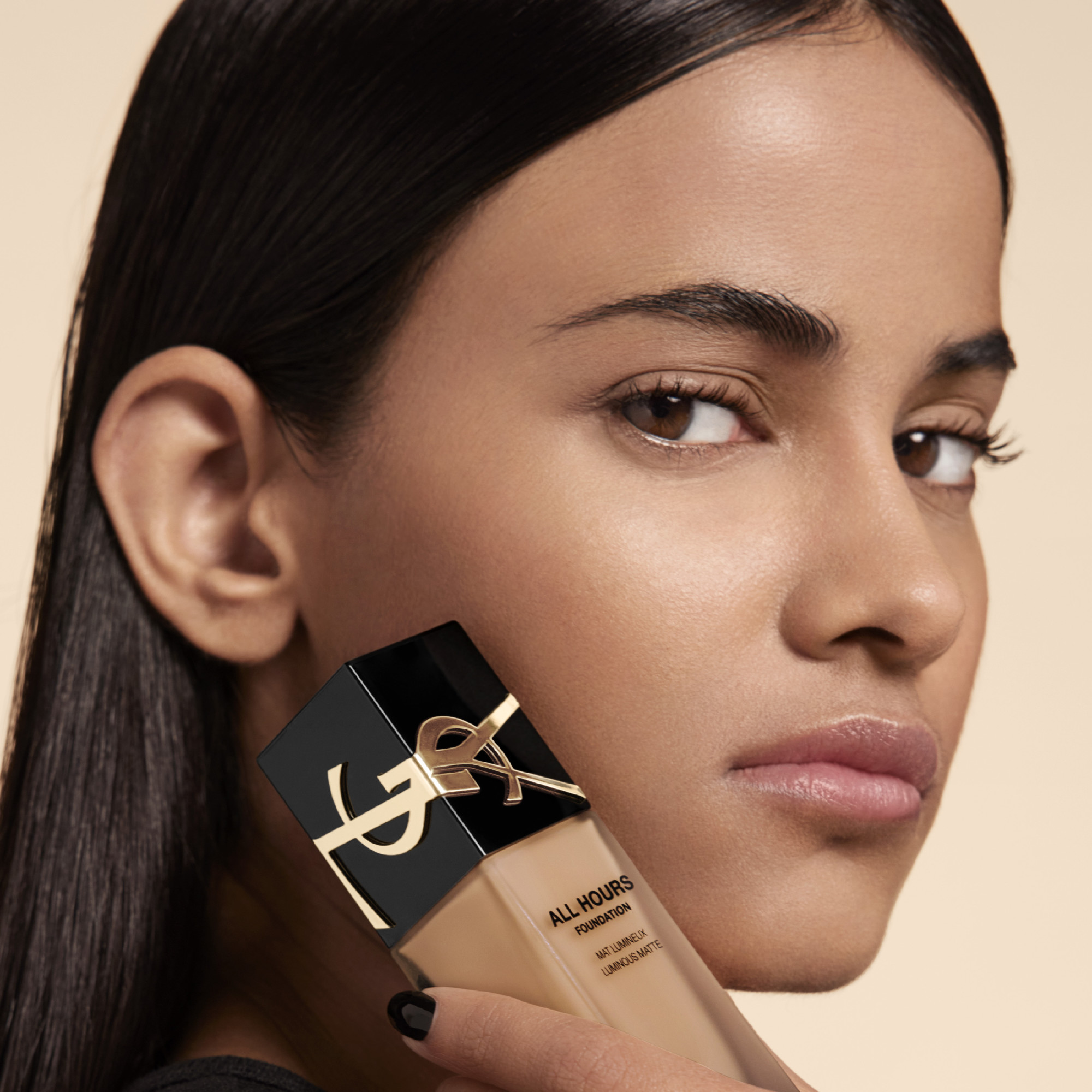 Yves Saint Laurent All Hours Foundation<br>25 ml, Flasche, Medium Neutral 10