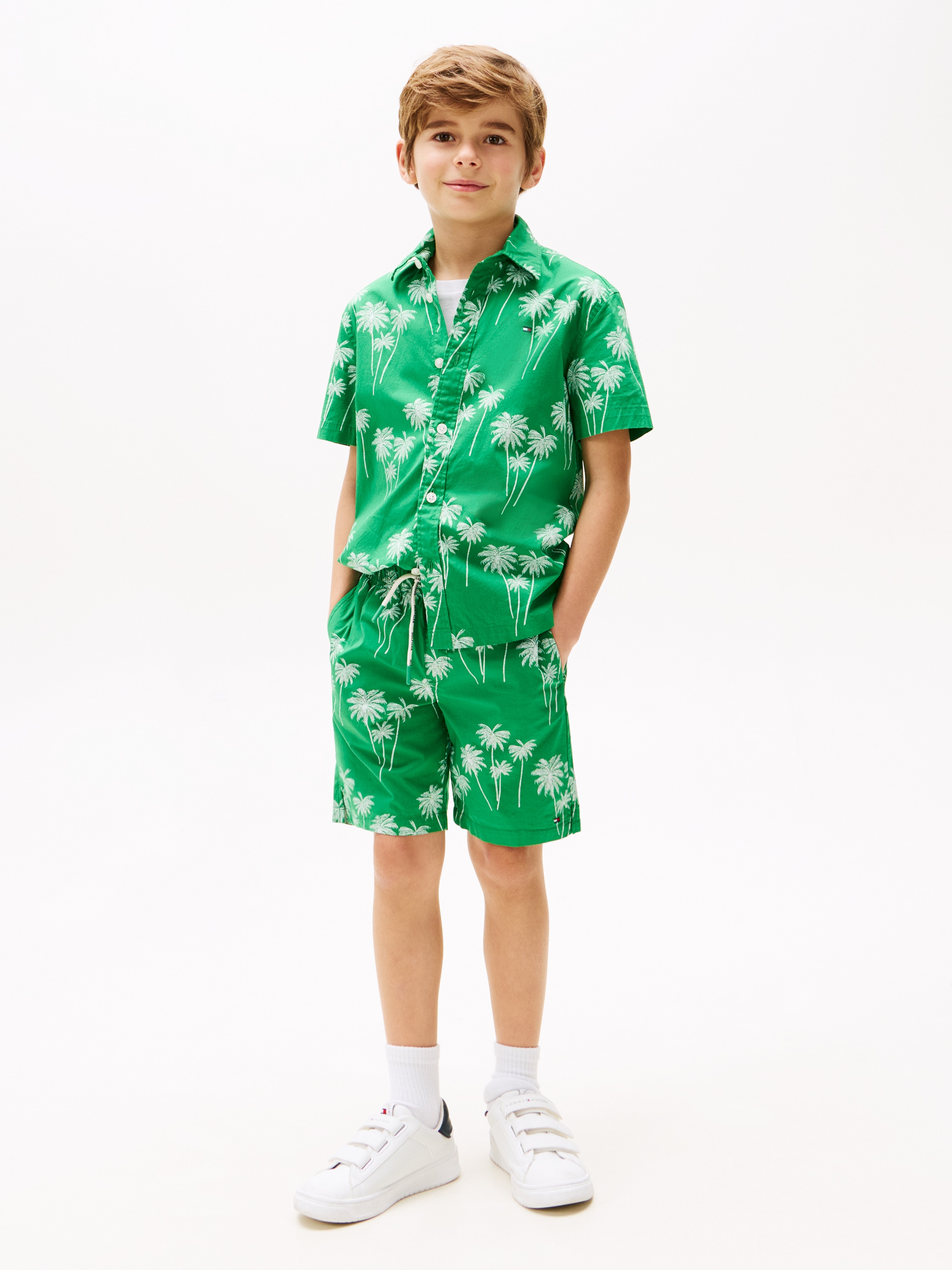 Tommy Hilfiger Shorts »STRETCH POPLIN PRINTED SHORT«  mit Palmenprint