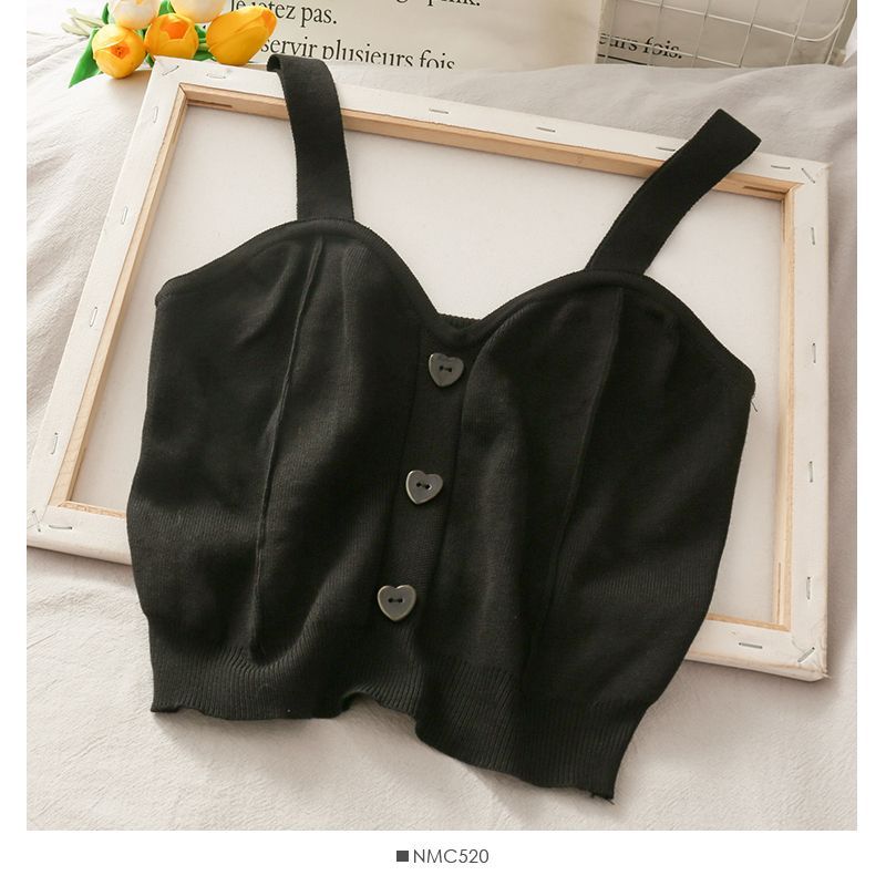 Lemongrass - Cropped gebreide camisole met hart-knoopjes