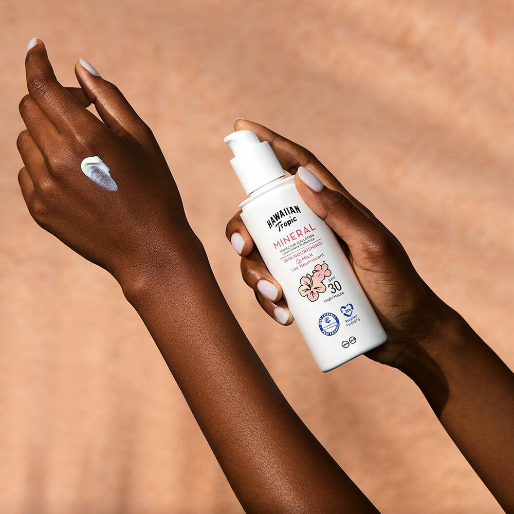 Hawaiian Tropic Mineral Sunmilk Lotion SPF 30100 ml