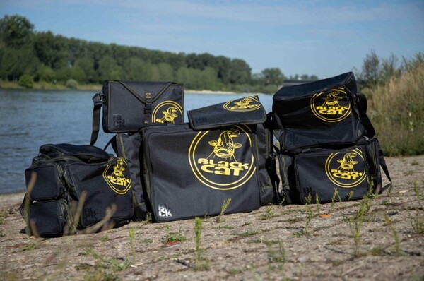 Sac à Leurres Black Cat BLCK Lure Carrier (Incl. 2 Tackleboxen)