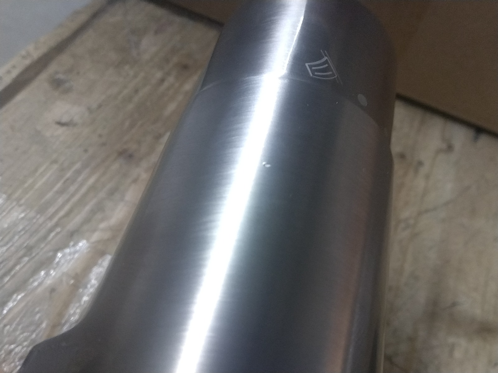 SCHADEMODEL: Hotbath Cobber Thermostatische Badmengkraan Cascade Uitloop Geborsteld Nikkel B021