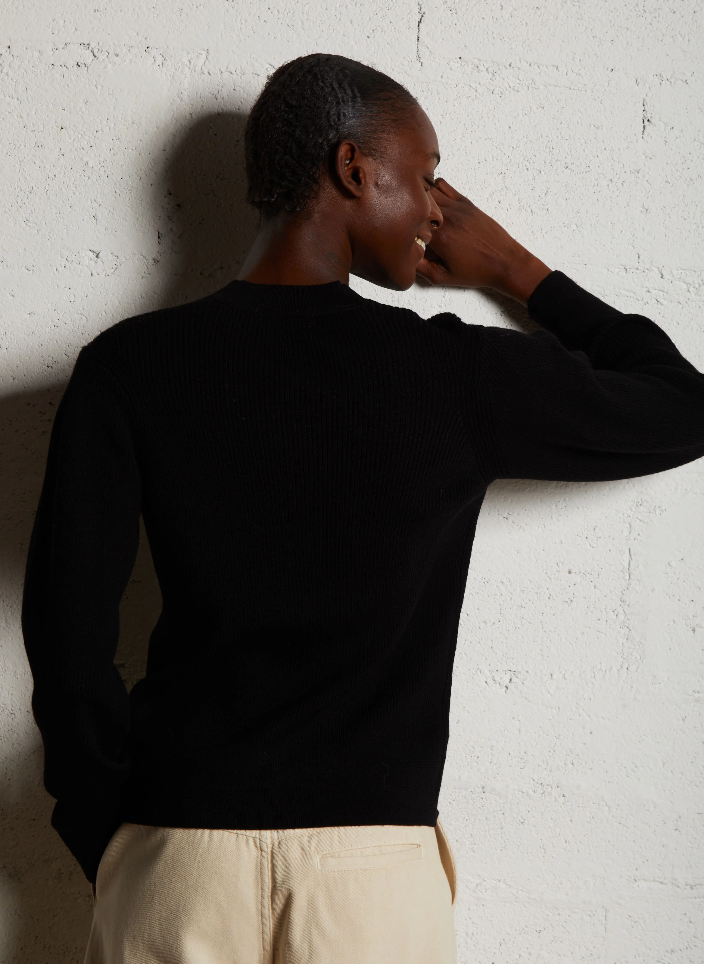 Gilet droit col rond en laine mérinos | Noir