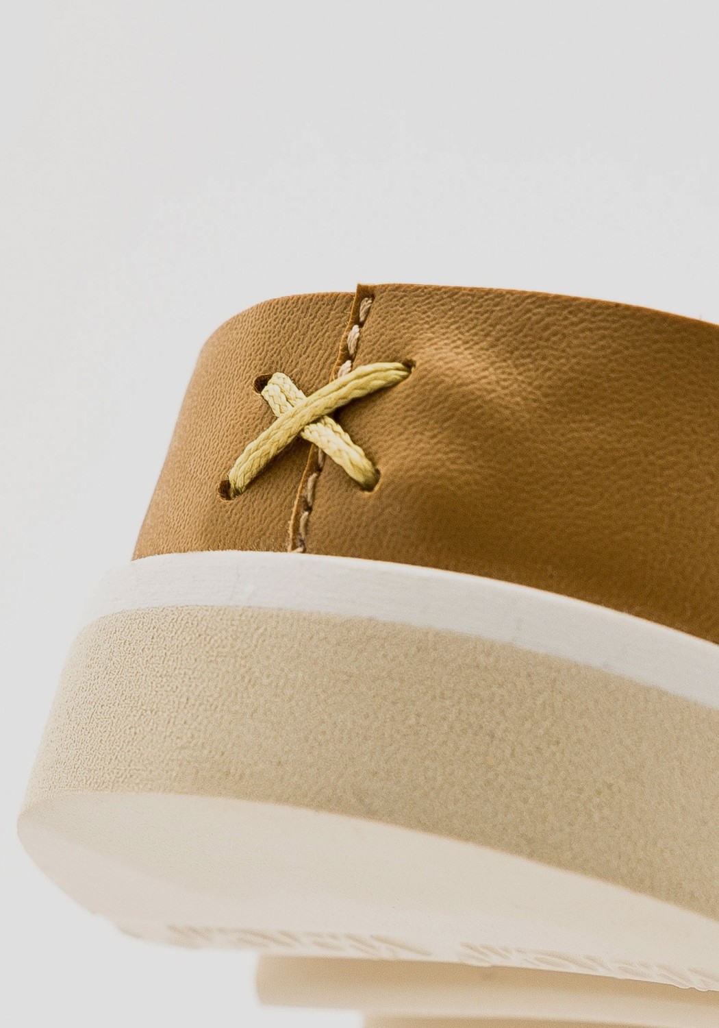 ekn footwear Sandale Palm Sandal Cognac Vegan
