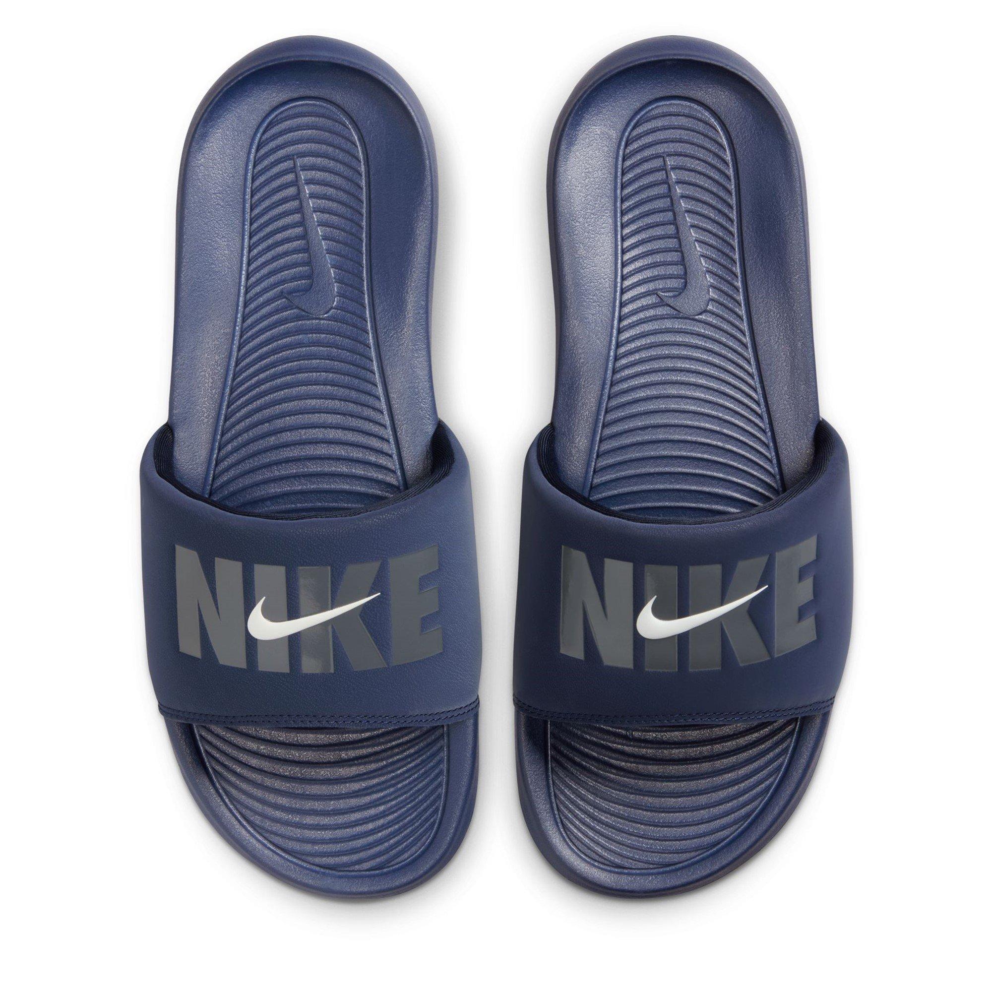 Nike Victori 1 Slide