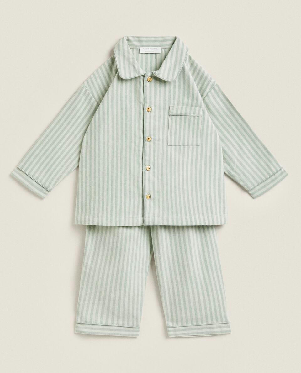 Conjunto de pijama infantil de flanela listrada