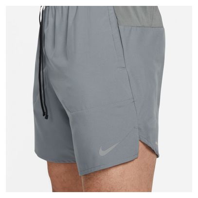 Short Nike Dri-Fit Stride Gris