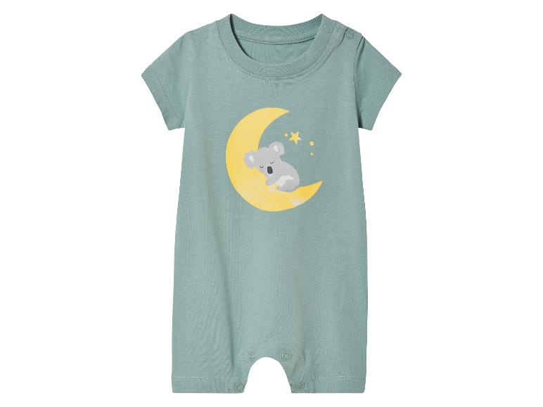 2 baby pyjama's