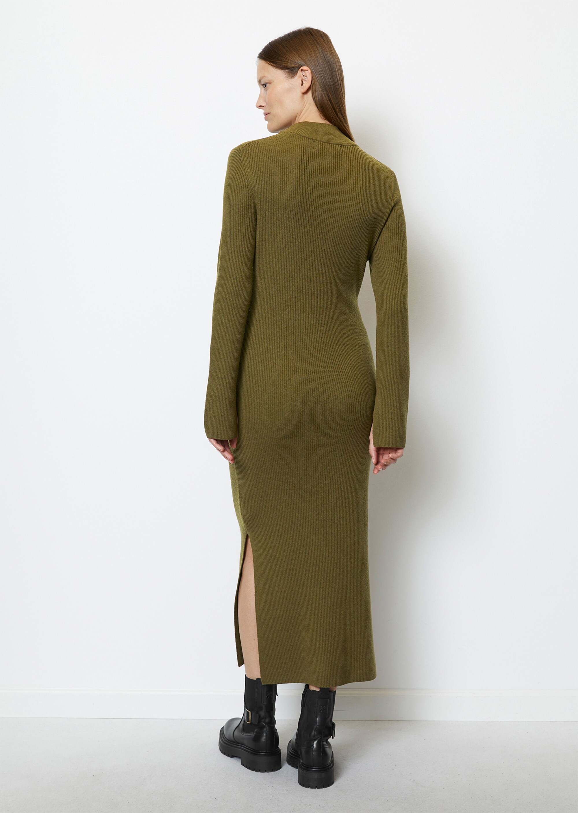 Rippstrickkleid shapedmit Viskose-Anteil