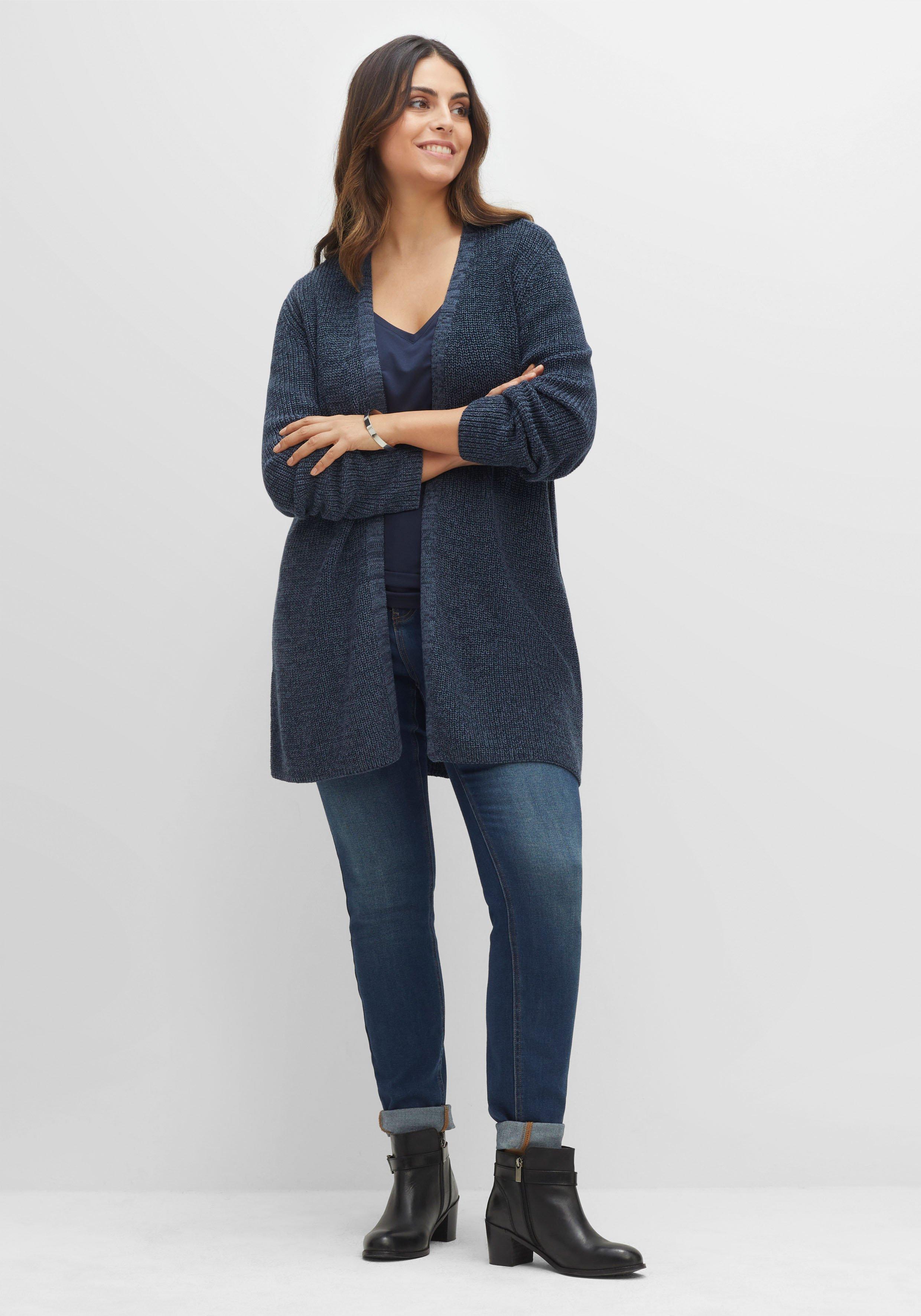 Longstrickjacke in A-Linie, offene Form