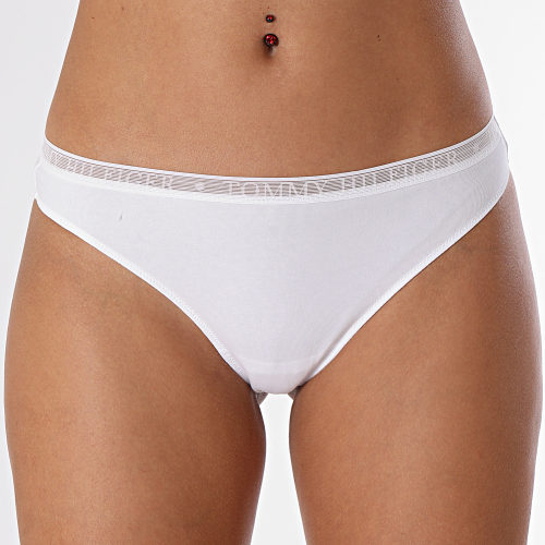 Lot De 3 Strings Femme 4890 Noir Blanc Bordeaux