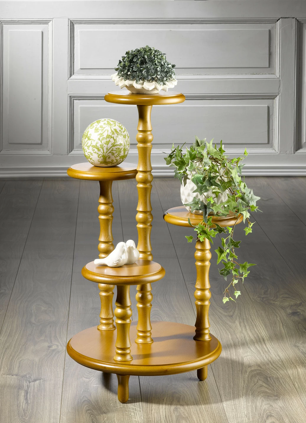 Wunderschöne Blumen-Etagere