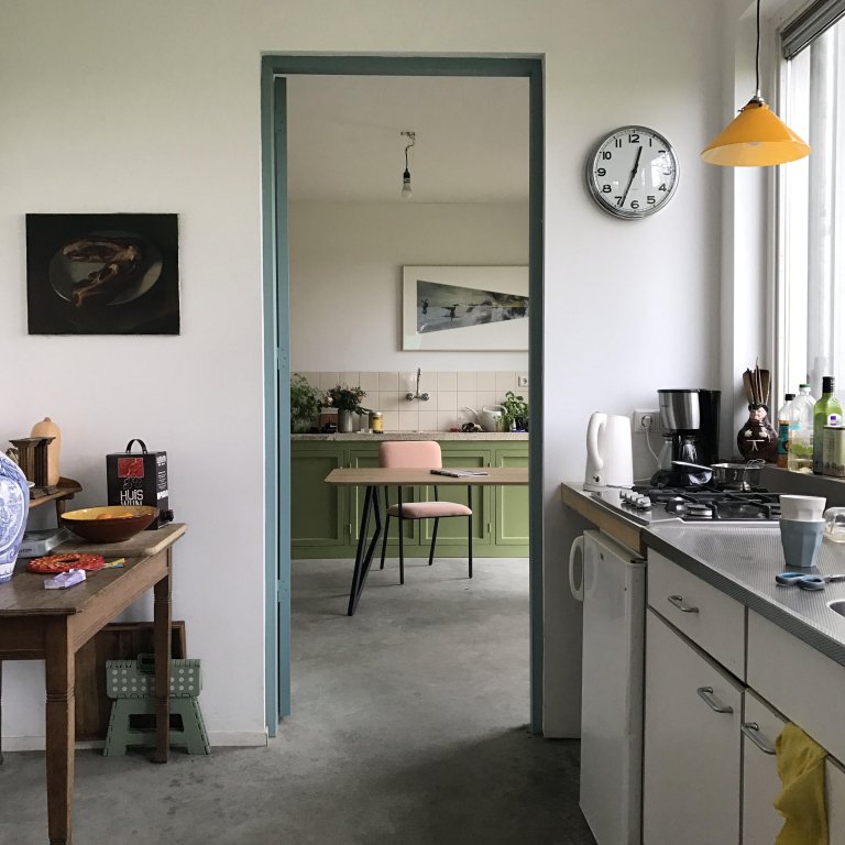 Studio HENK Butterfly tafel 300x100 wit frame, hardwax light 3041, verjong afgerond
