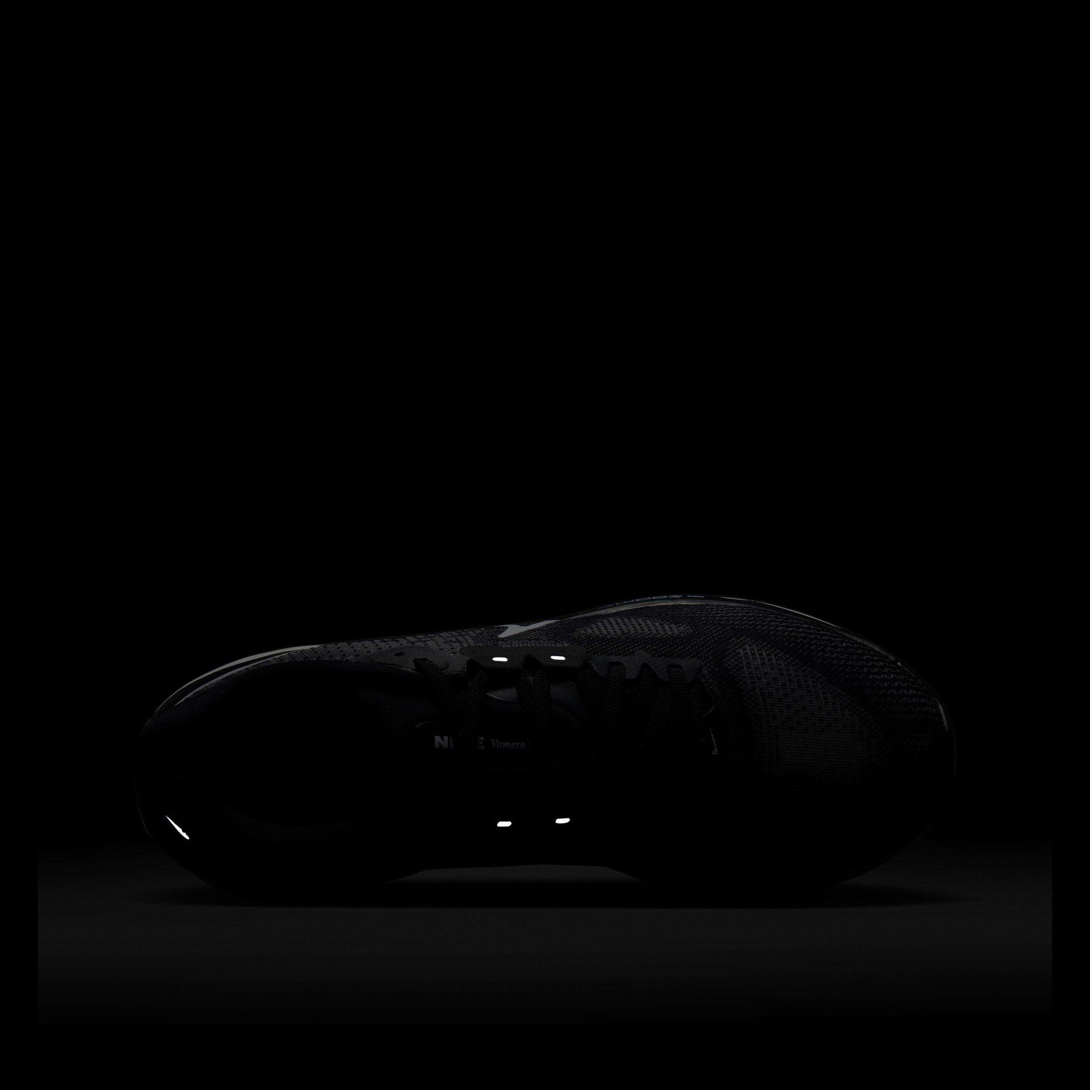 Nike Vomero 17 Mens Road Running Shoes