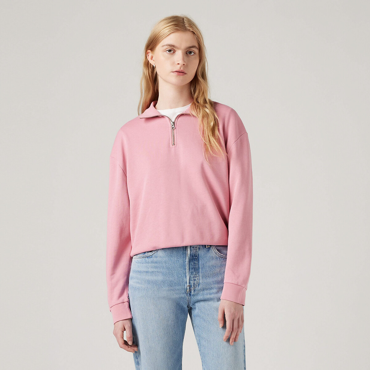 Suéter LEVI'S com gola alta e zíper.