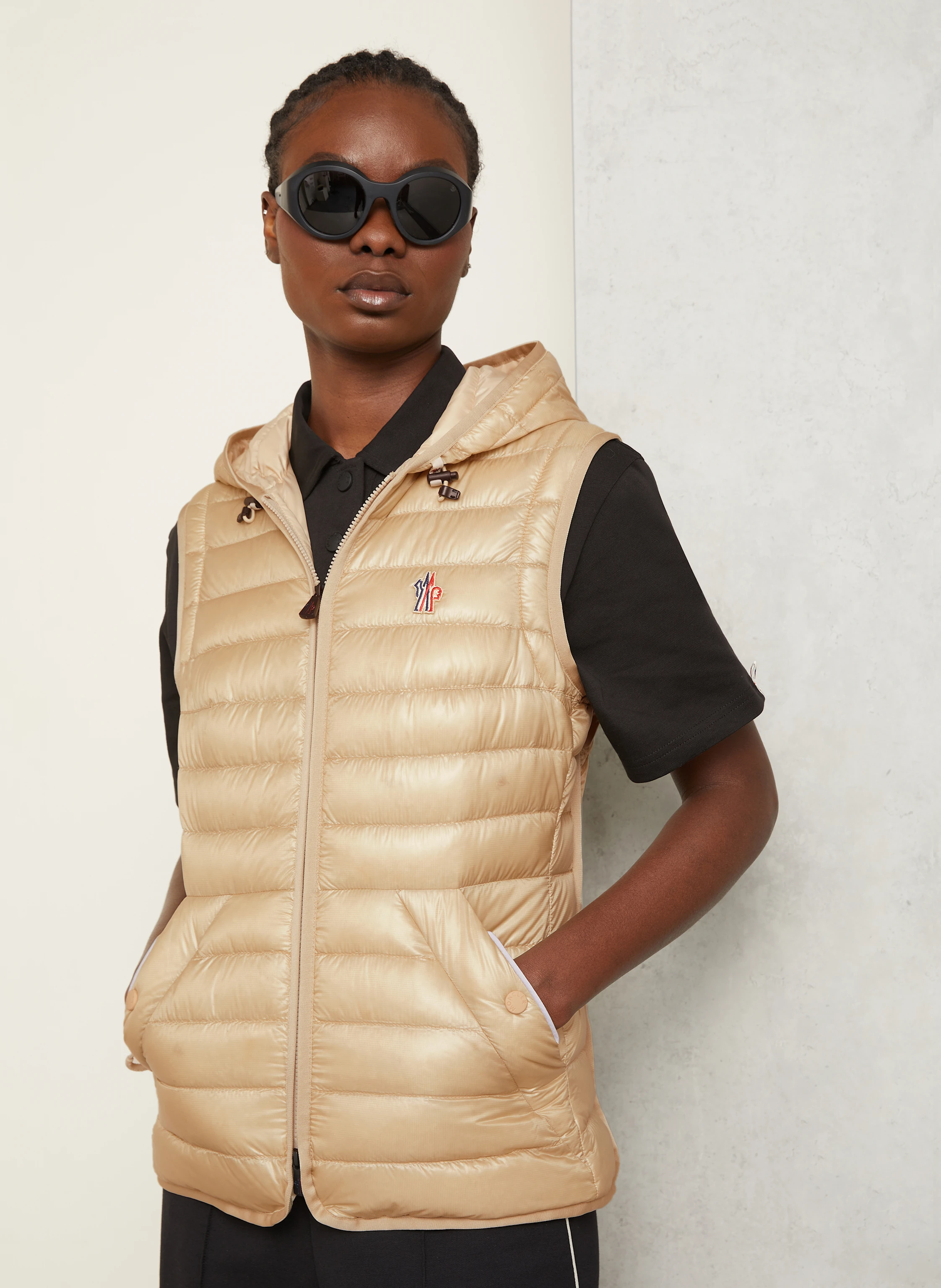 MONCLER GRENOBLE Daunenjacke KARURA mit abnehmbaren Ärmeln