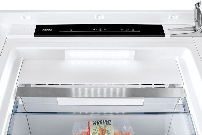 Atag - KD86140CN - Inbouw Vrieskast - Hoogte 140 cm - Energieklasse D - No-Frost