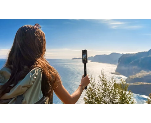Insta360 X4