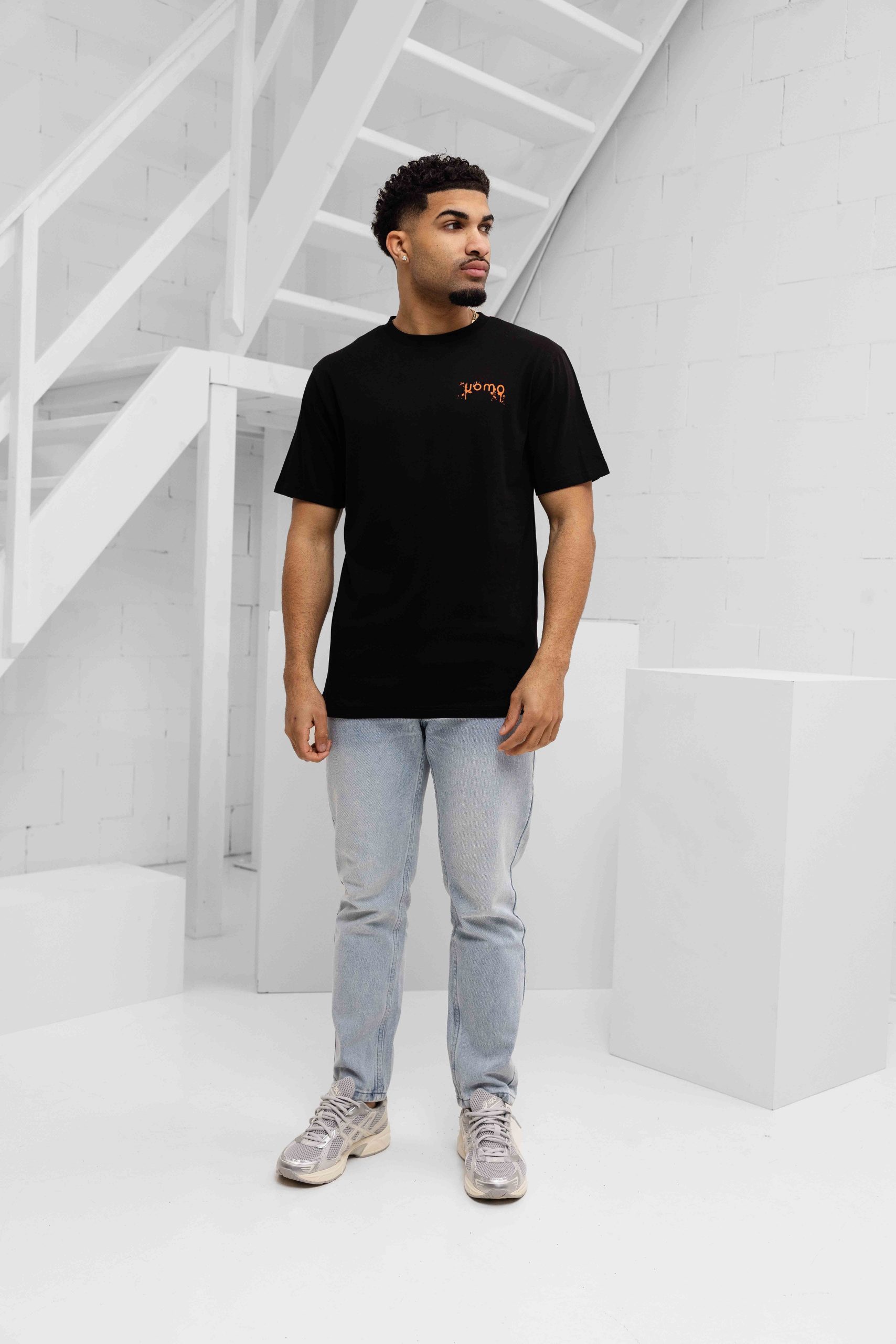 24 Uomo Paint T-Shirt Heren Zwart/Oranje