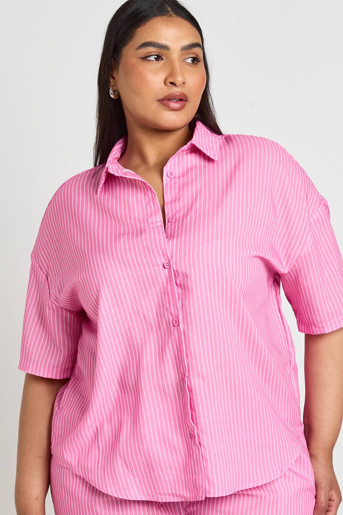 boohoo Chemise Oversize Rayée Grande Taille