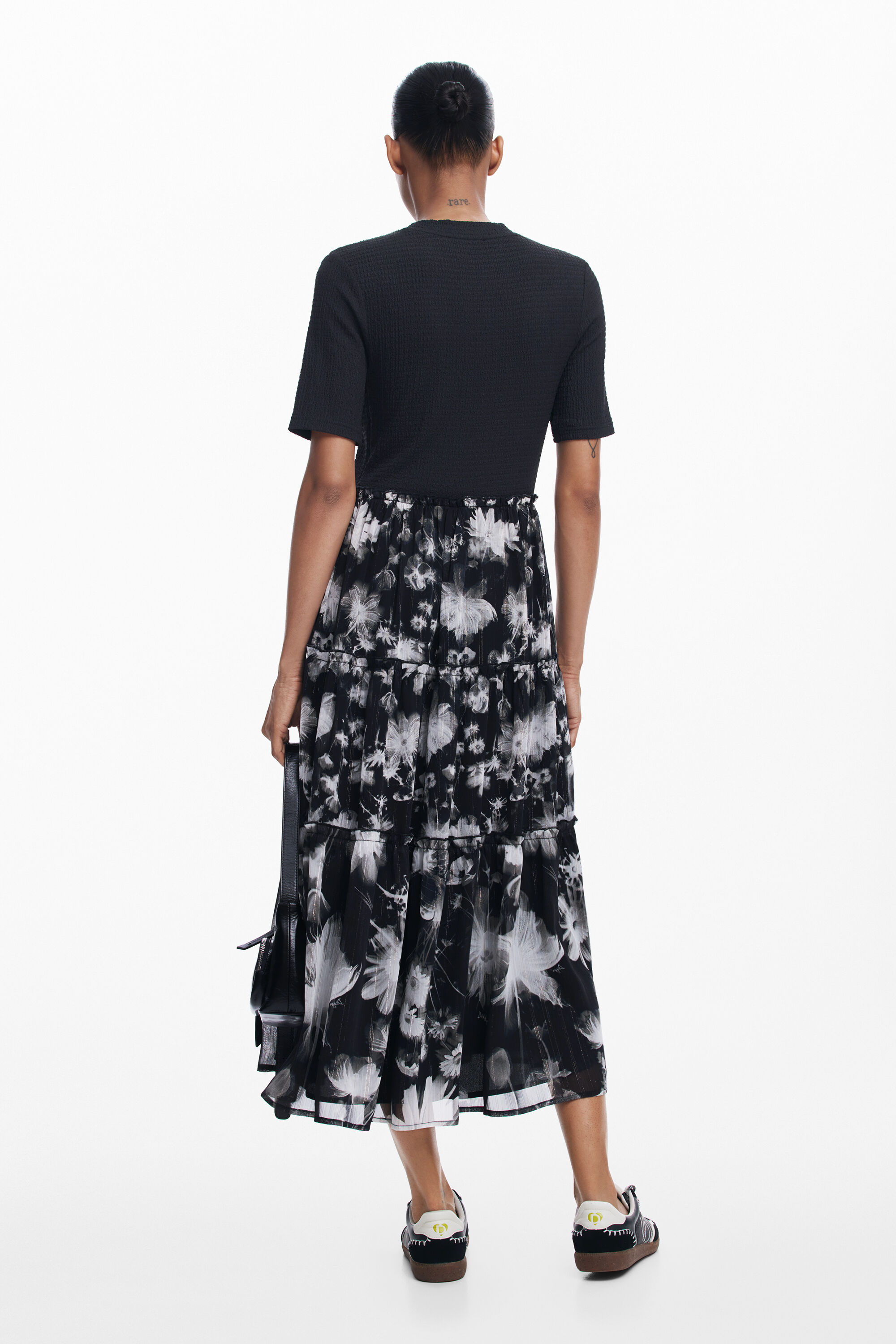 Vestido midi combinado