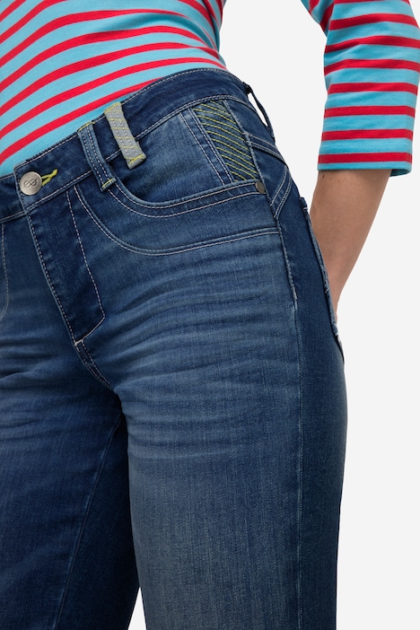 Slim-Jeans, 5-Pocket, Saum mit TurnUp, mit recyceltem Polyester