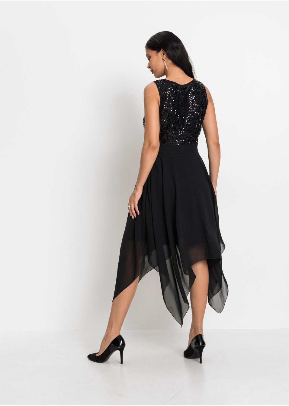 Robe de soirée longueur midi à paillettes