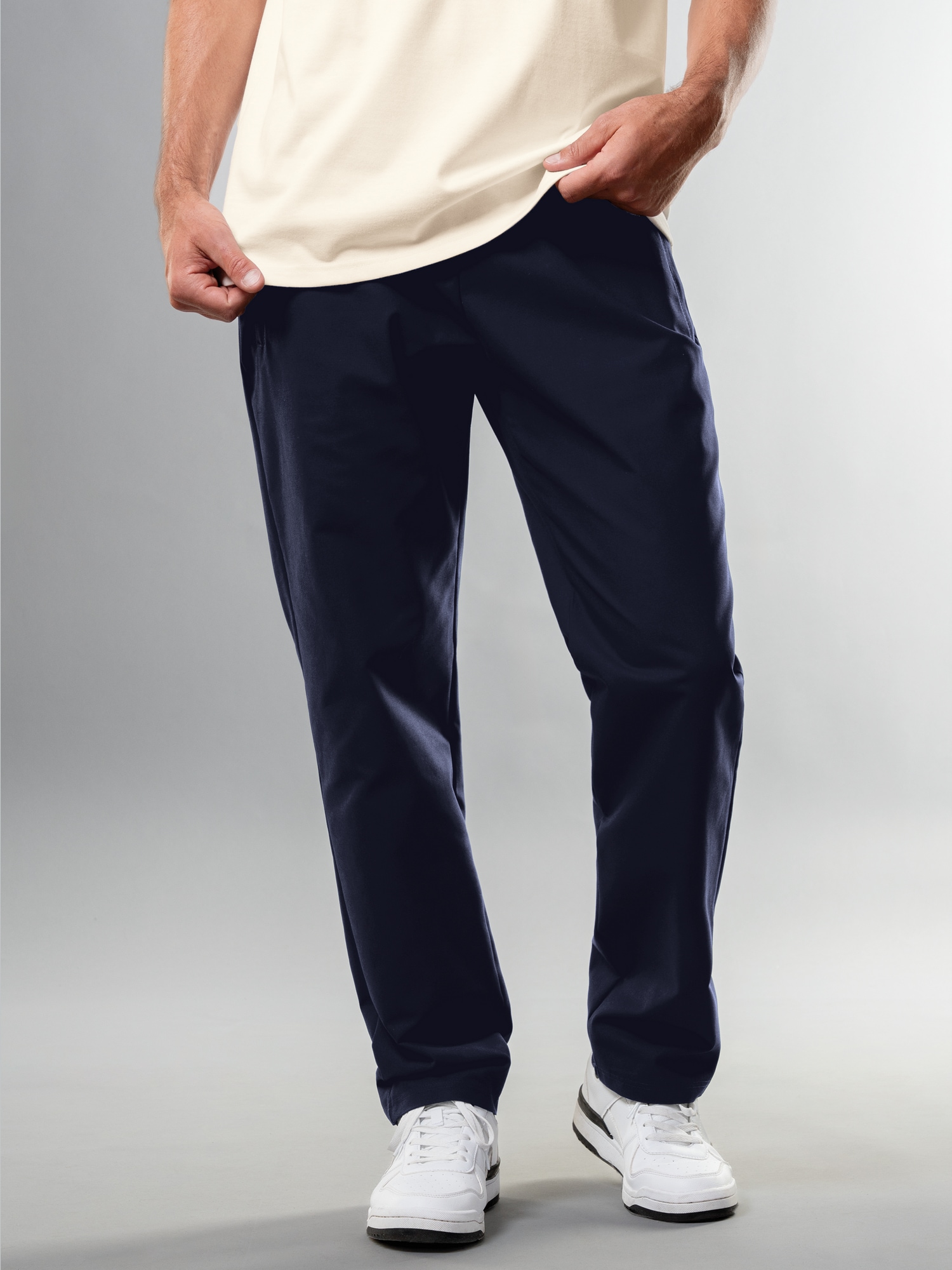 Freizeithose aus 100% Baumwolle Navy