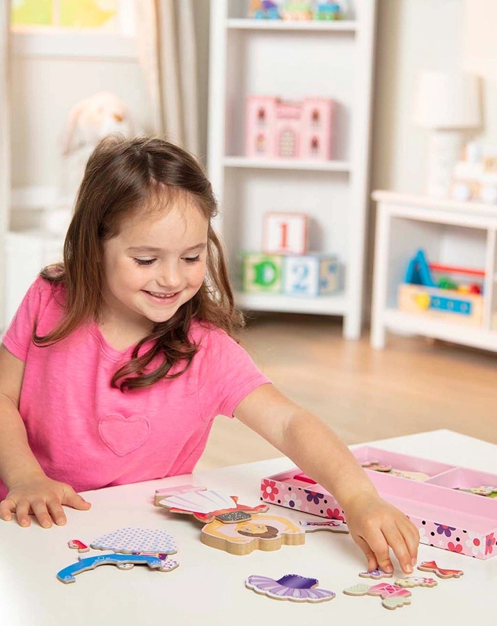 Magnet-Spielzeug NINA BALLERINA DRESS-UP-SET