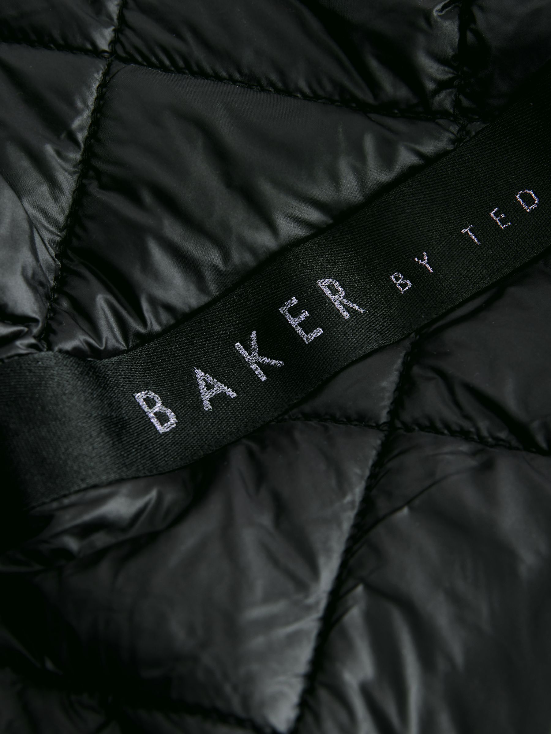 Baker by Ted Baker - Regenbestendige lila gewatteerde jas met plooitjes