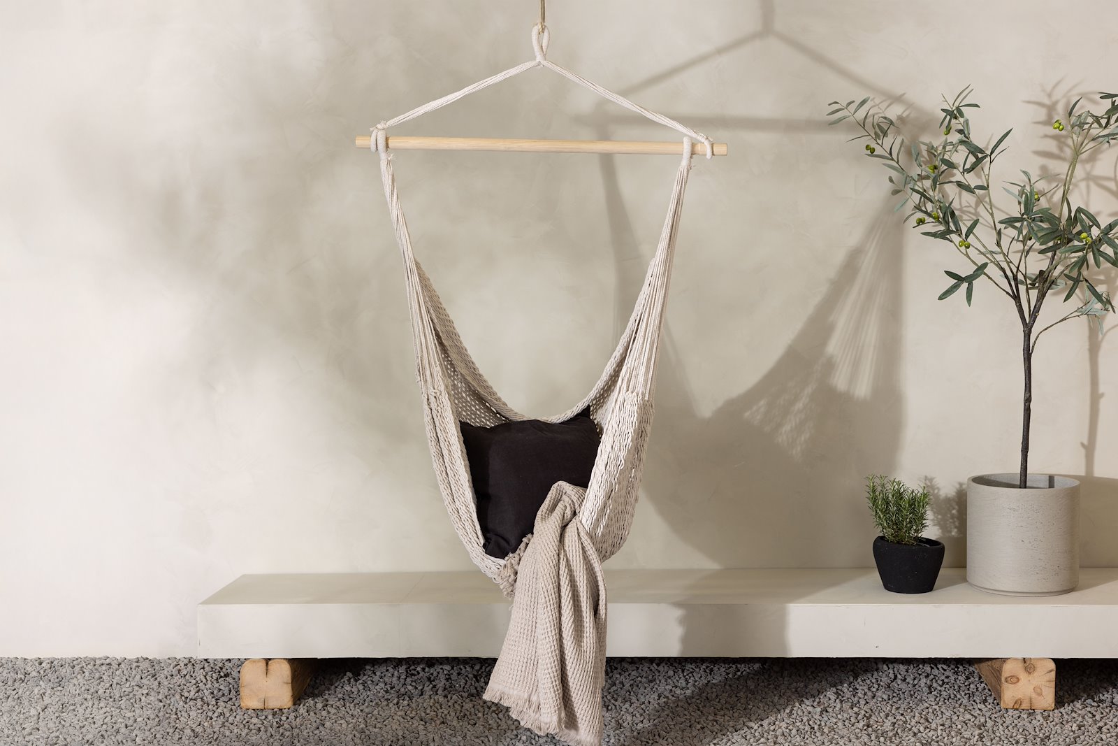 Kalino hengestol Beige tekstil.