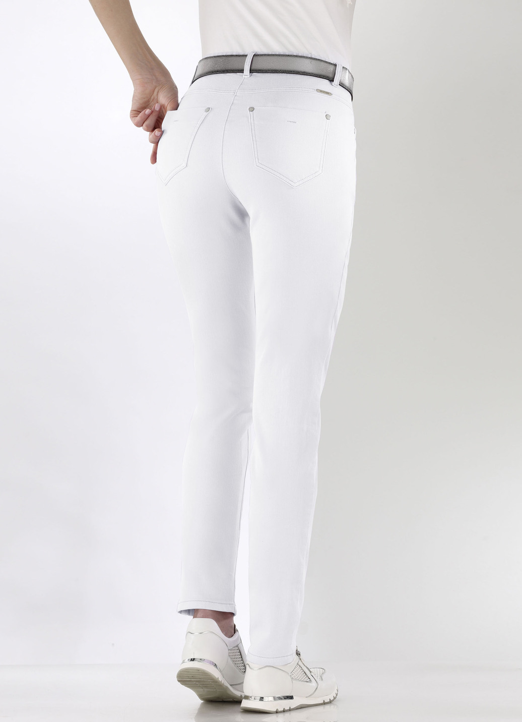 Magic-Jeans mit hohem Stretchanteil
