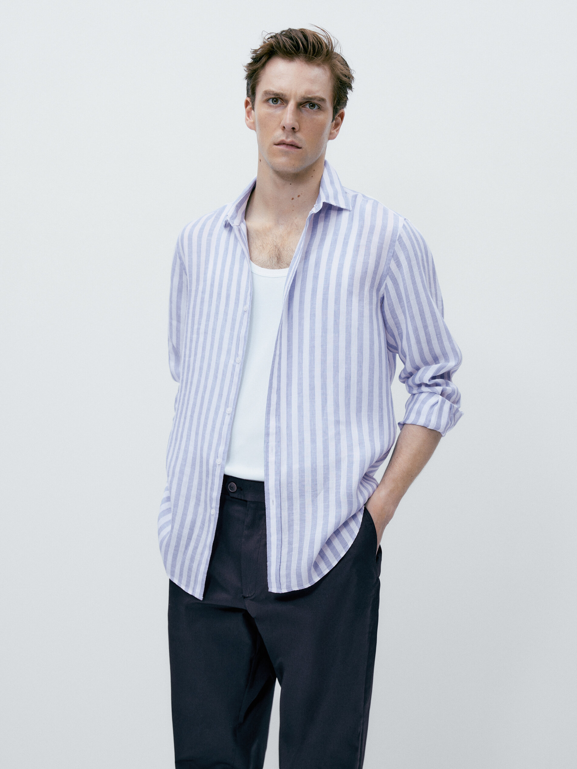 Camisa listrada larga 100% linho, corte slim - CELESTE