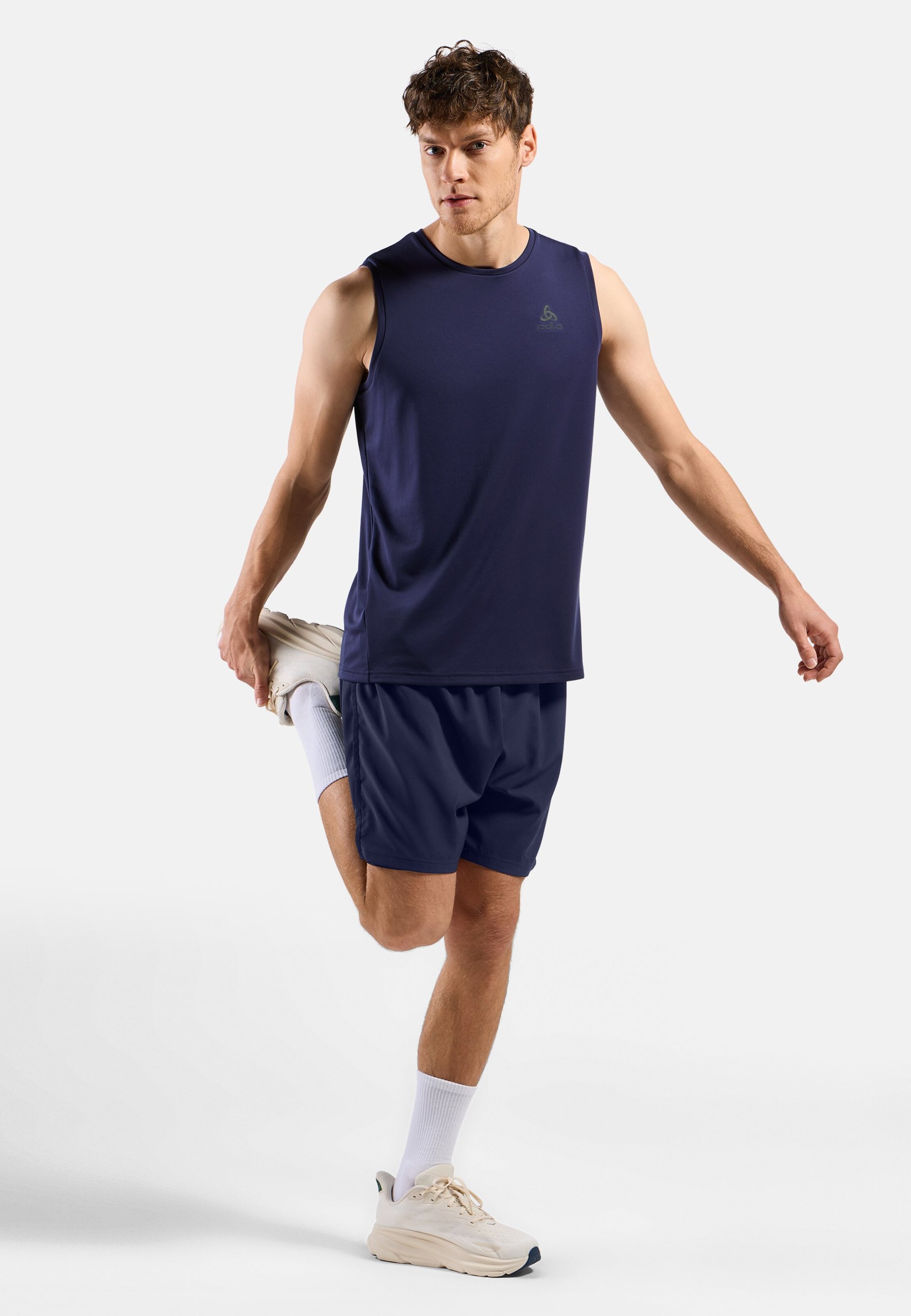 The Essentials 6-inch 2-in-1 running shorts 2.0 in eclipse