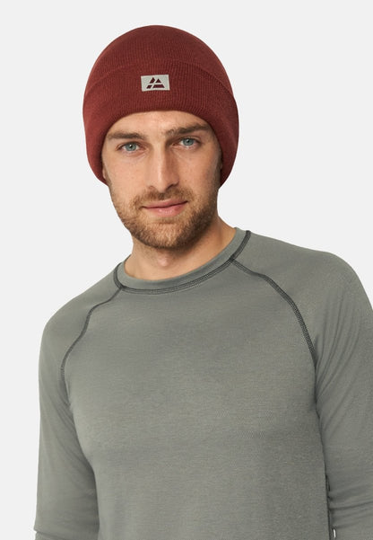 HUE MED FLEECE AF GENANVENDTE MATERIALER